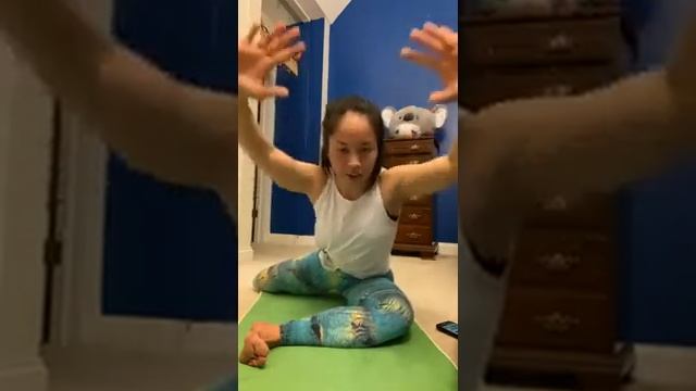 Core class 4.13.20 (with a splash of hips!) смотреть онлайн