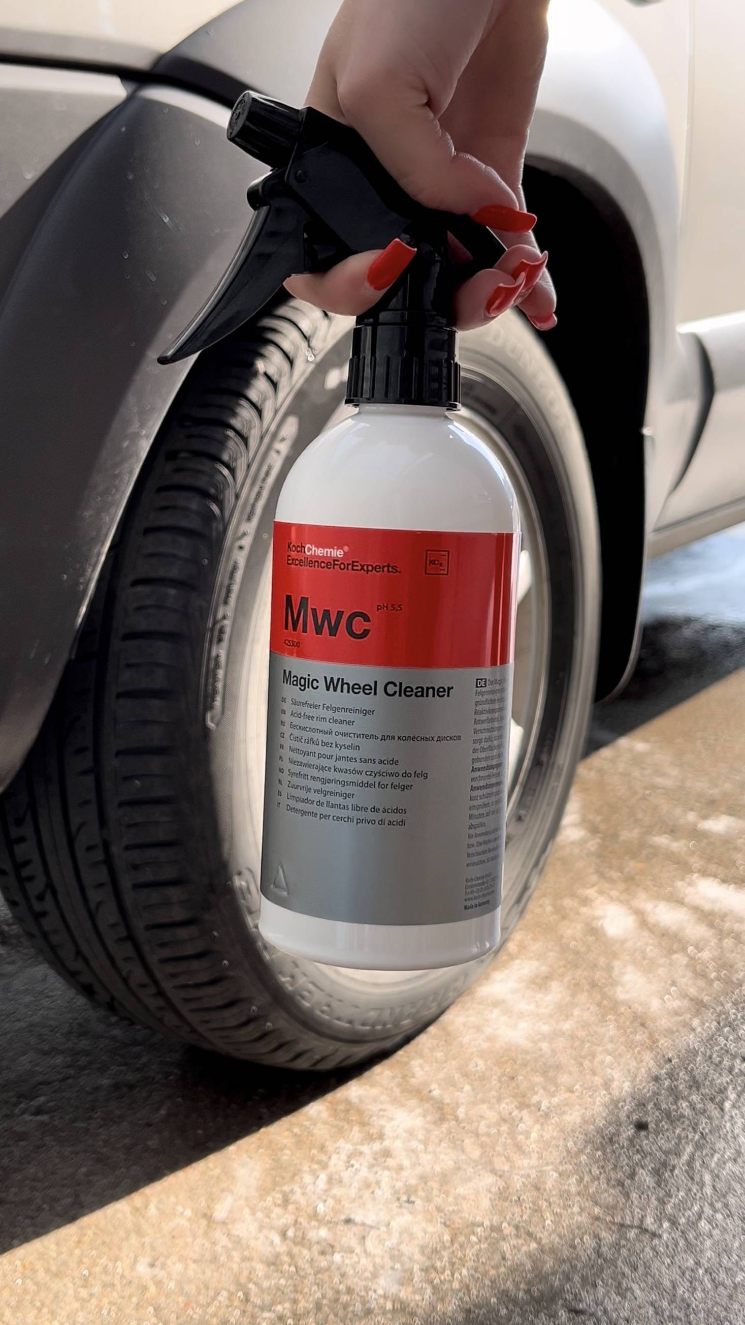 Magic Wheel Cleaner - эффективный состав для чистки дисков на основе ПАВ✨ смотреть онлайн