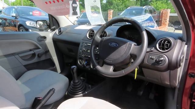2003 Ford Fiesta 1.3 Finesse - Start up and in-depth tour смотреть онлайн