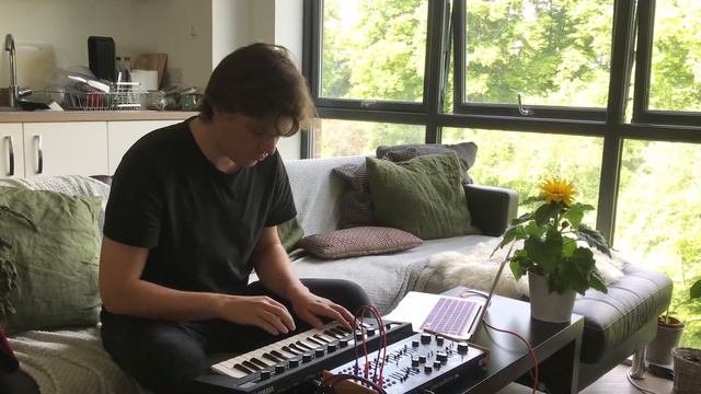 Sunday Synth Jam | Ambient | Dreadbox Nyx v2 and Yamaha CP Reface смотреть онлайн