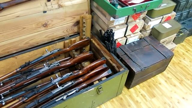 Обзор магазина оружия: Advanced Firearms, Часть 3/3 смотреть онлайн