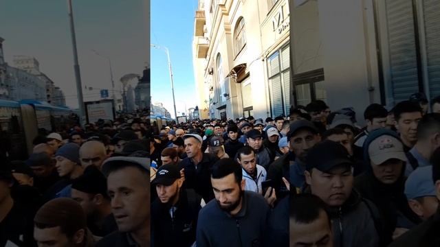 21 04 2023 м. Проспект Мира, праздник Ураза-Байрам смотреть онлайн