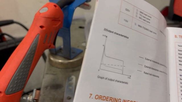 Hitbox MIG 250 Welder