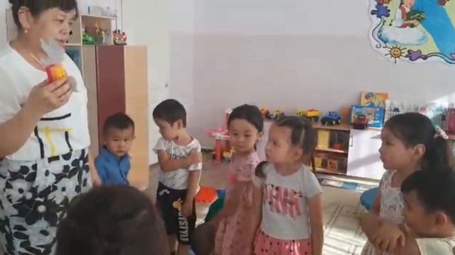 Занятие по развитию речи и нетрадиционное рисование "Бауырсақты құтқару". По технологии ТРИЗ. смотреть онлайн