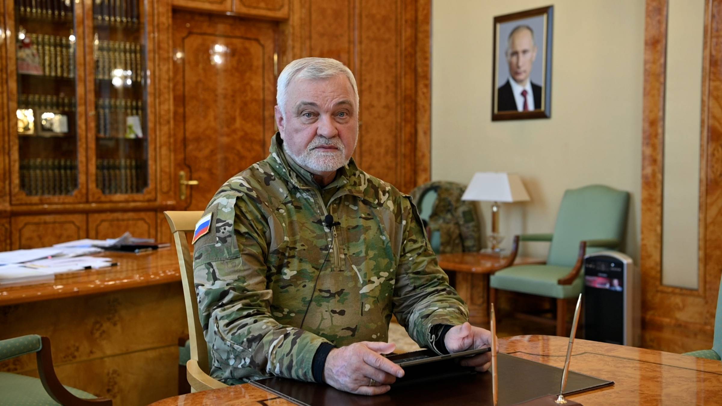 Владимир Уйба об оказании помощи пострадавшим в результате схода вагонов поезда в Инте смотреть онлайн