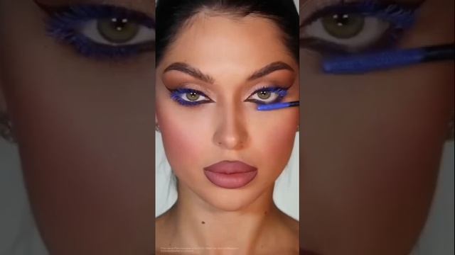 Новое исполнение макияжа Клеопатры с синей тушью Wild Color Blue Mascara! смотреть онлайн
