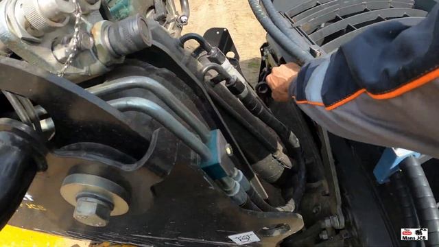 Бетоносмеситель Britex ковшового типа на мини погрузчик JCB190 смотреть онлайн