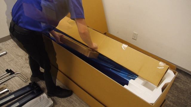 FC9000 Режущие плоттеры Graphtec. Распаковка смотреть онлайн