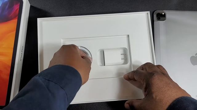 Apple iPad 12.9 Pro 2020 Unboxing (Grey) 128GB смотреть онлайн