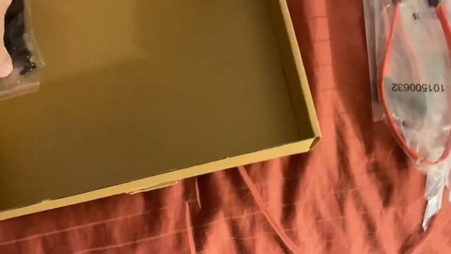 Unboxing Hikvision NVR DS-7700 Series смотреть онлайн