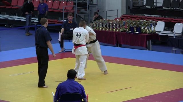 Заринян Ашот -- Хрущ Николай 23.12.12 www.kyokushin.su смотреть онлайн