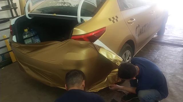 Оклейка золотой матовой пленкой смотреть онлайн