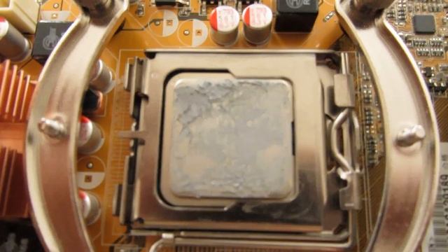 Сколько нужно термопасты... смотреть онлайн