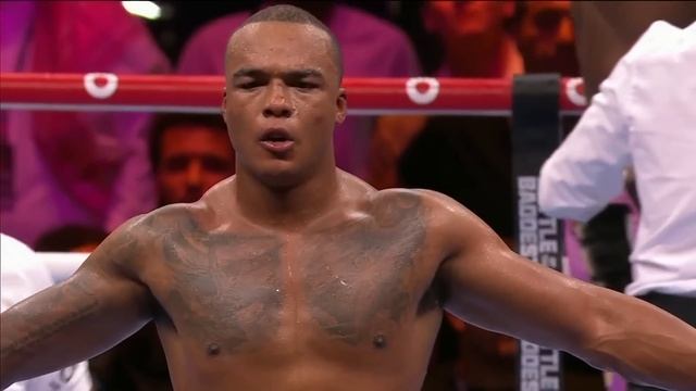 David Adeleye Punches Ref After Getting Knocked Out by Fabio Wardley смотреть онлайн