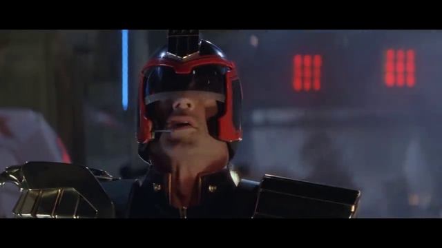 👮♂️🔫🚨 "Судья Дредд" (1995) Трейлер смотреть онлайн