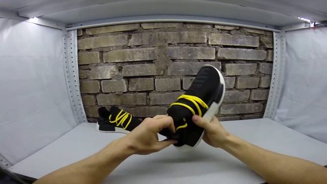 Обзор кроссовок adidas NMD human race смотреть онлайн