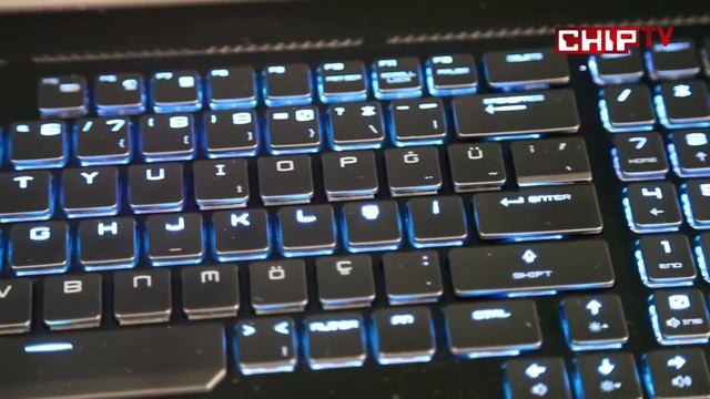 MSI GT75 Titan 8RG İnceleme - Oyuncu Notebook смотреть онлайн