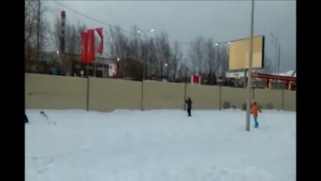 Урок физкультуры на лыжах у 2 "Б" смотреть онлайн