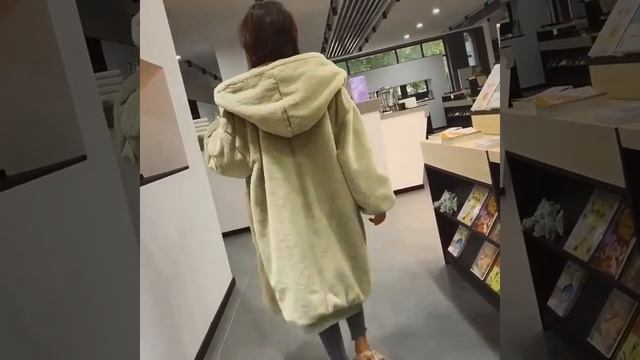 Женская меховая куртка с капюшоном на морозы до 30 градусов, повседневная теплая длинная свободная смотреть онлайн