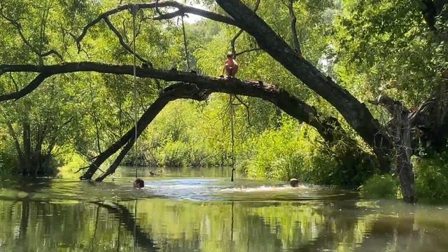 Речка на даче. 2022 год. смотреть онлайн