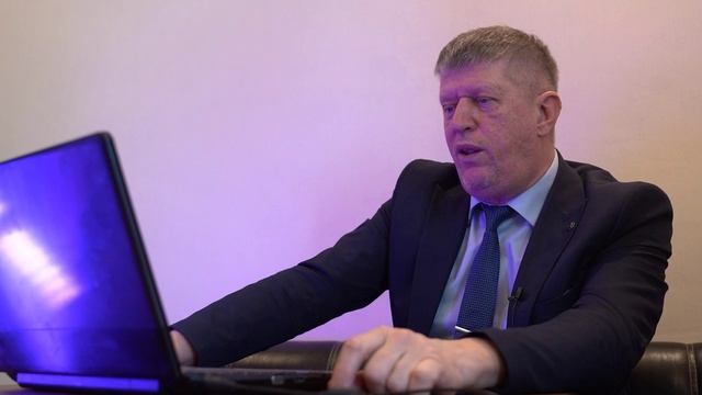 Логика Фальсифицируемость Релитивистская критика смотреть онлайн