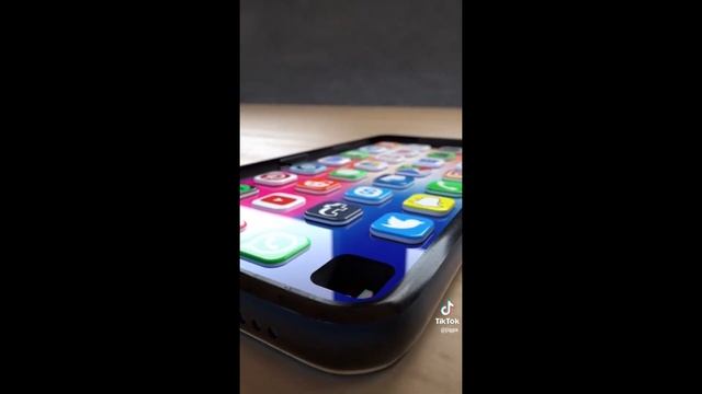Как создаются знаменитые логотипы. Залипательное видео. 3D TIKTOK смотреть онлайн