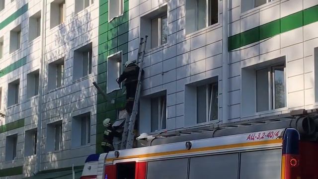 пожар в общежитии смотреть онлайн