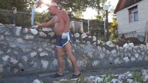 Бутовый камень. Строим опорную стену - 3. Процесс кладки камня.