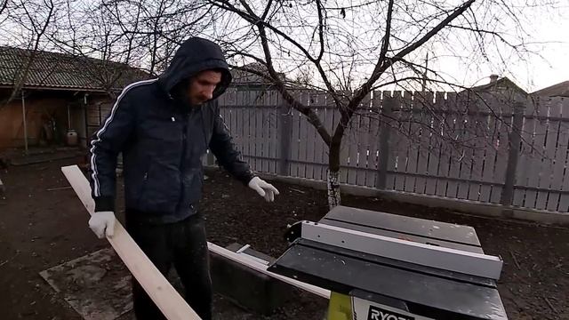 Клеим, пилим, шпатлюем... смотреть онлайн