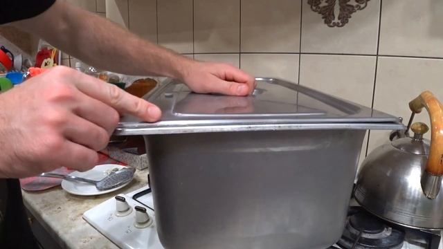 КАК ПРИГОТОВИТЬ СГУЩЕНКУ? Варим сгущенку из молока ПО РЕЦЕПТУ ПАВЛА НЕМОЛЯЕВА / ПЕРЕЕЗД В ДЕРЕВНЮ смотреть онлайн
