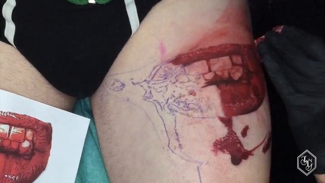 BLOODY MOUTH TATTOO by Jose Gonzalez Tattoo смотреть онлайн