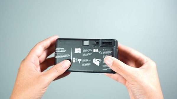 Lomography Simple Use Reloadable Film Camera – How to Reload