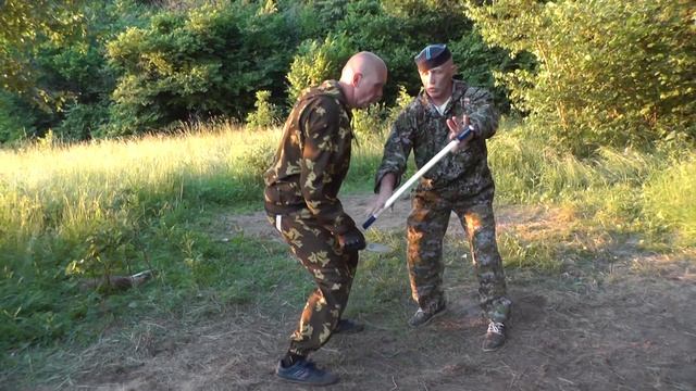 От ножа Когда палка в руках.Вариант. В Н Крючков/Defense against a knife with a stick смотреть онлайн