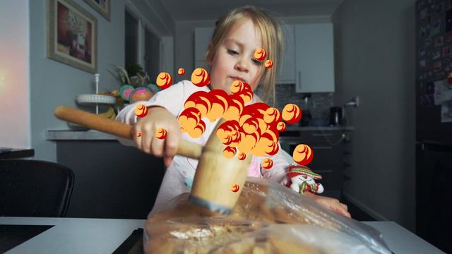 Вивви и шоколадная колбаска «салями» рецепт для детей/ Little Vivvi pretend make Chocolate Salami смотреть онлайн