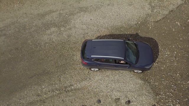 River crossing - Landmannalaugar, Iceland (Hyundai Tucson, DJI Mavic Pro) смотреть онлайн