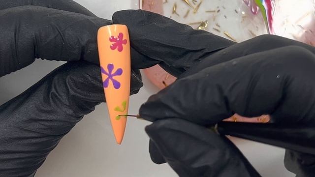 Groovy Baby | Funky 70's Inspired Retro Nail Art смотреть онлайн