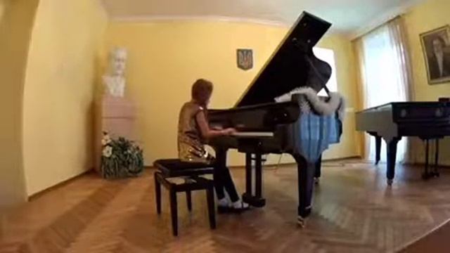 Гречух Вероніка М. Дремлюга Народний танець смотреть онлайн