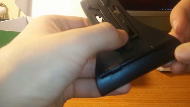 Navitel E700 GPS Navigator Unboxing смотреть онлайн