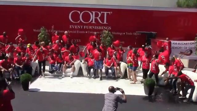 CORT Events Takes the ALS Ice Bucket Challenge смотреть онлайн
