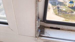 Отвалилась верхняя петля фурнитуры Maco
