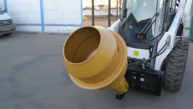 Бетоносмеситель (бетономешалка) Delta BM 180 на Bobcat смотреть онлайн