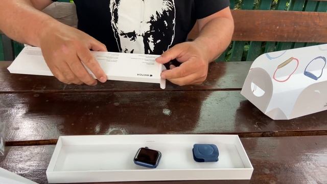 Подарок на день рождение мужу, распаковка Apple Watch 6 смотреть онлайн
