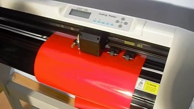 Cutting Plotter Schneideplotter CUT 720 www.yaktrading.com смотреть онлайн