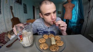 МУКБАНГ ПЛОВ УЗБЕКСКИЙ С МЯСОМ - ГОВЯДИНА / СОСИСКА В ТЕСТЕ / НА ДЕСЕРТ - ПЕЧЕНЬЕ / ШОКОЛАД / ОБЖОР