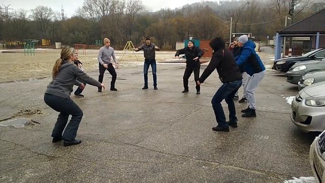 Разминка перед купанием на Волге смотреть онлайн