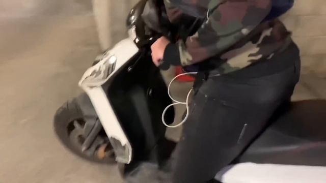 JE SUIS ALLER EN GARDE À VUE AVEC LE CLOWN TUEUR !! смотреть онлайн