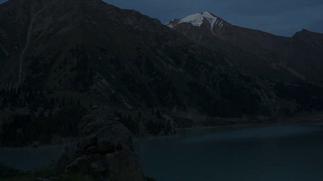 Canon 5D Mark II RAW Test Большое Алматинское Озеро смотреть онлайн