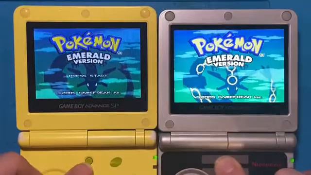 comparing Gameboy advance sp screens AGS 001 VS 101 смотреть онлайн
