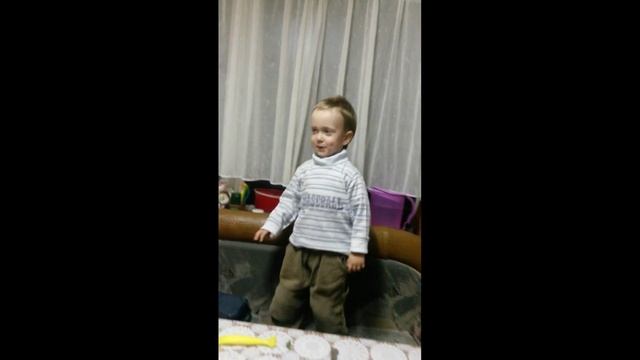 Кирилл рассказывает стих Некрасова "Мужичок с ноготок" смотреть онлайн