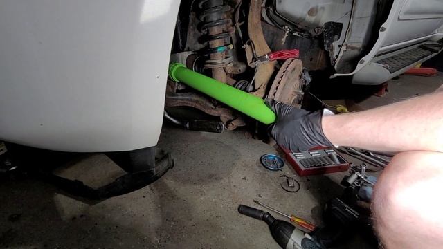 DIY How to Replace the Inner and Outer Tie Rods 2005 - 2012 Nissan Pathfinder смотреть онлайн